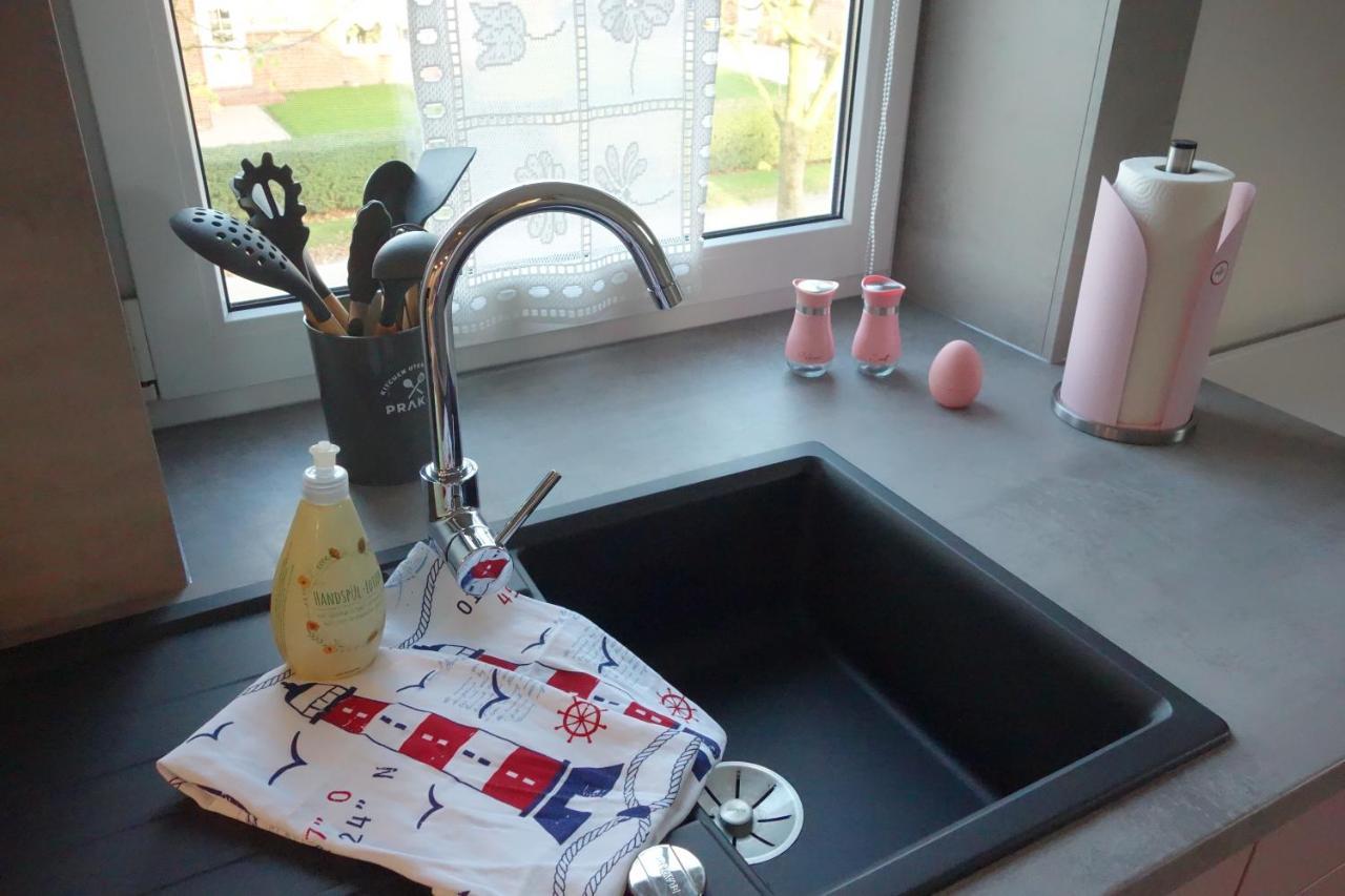 Ferienwohnung Sternenkieker Krummhoern Ngoại thất bức ảnh